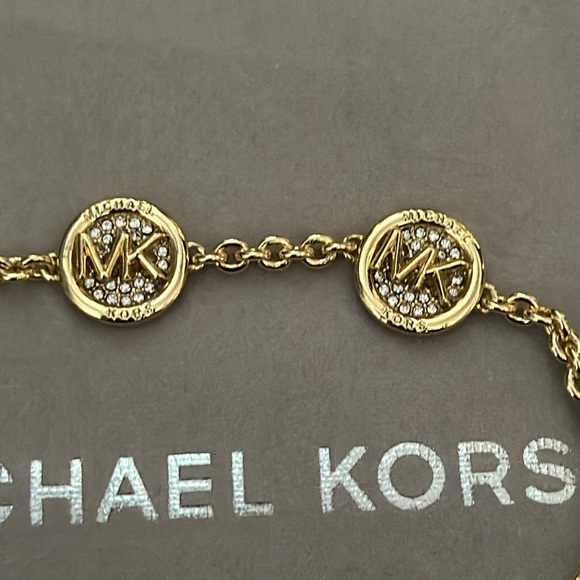 Michael Kors gold bracelet - Picture 4 of 8